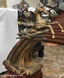TƯỢNG THÁNH GIÓNG ĐỒNG ĐỎ CAO 50CM