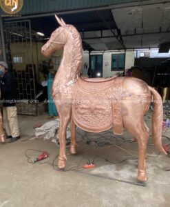 NGỰA ĐỒNG ĐỎ CAO 2M