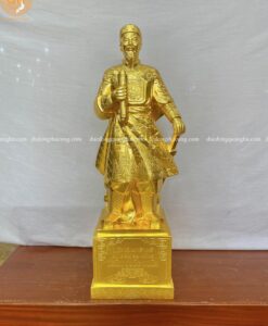TƯỢNG TRẦN HƯNG ĐẠO CAO 70CM DÁT VÀNG 9999