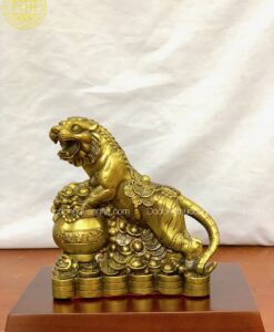 HỔ ĐỨNG HŨ TIỀN MÀU GIẢ CỔ