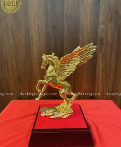 NGỰA CÁNH MẠ VÀNG 24K