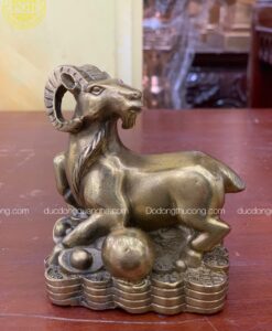 DÊ GIÁP NGỌC BÉ MÀU GIẢ CỔ