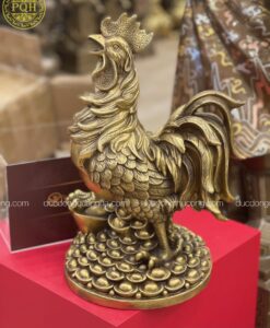 GÀ MÂM TIỀN MÀU GIẢ CỔ