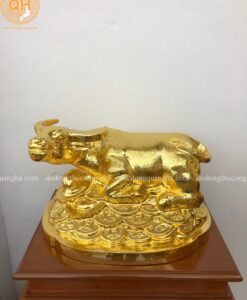 TRÂU NẰM TIỀN ĐỒNG ĐỎ PHONG THUỶ
